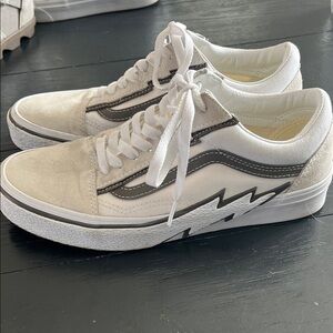 Vans White and Black Women's Sneakers